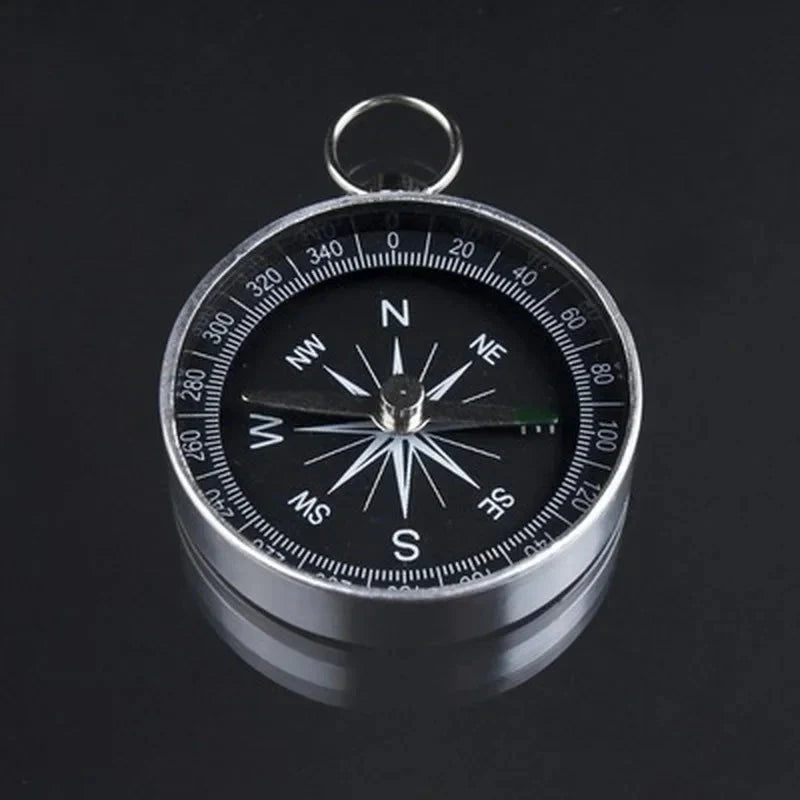 Easy-to-carry Survival Keychain Compass